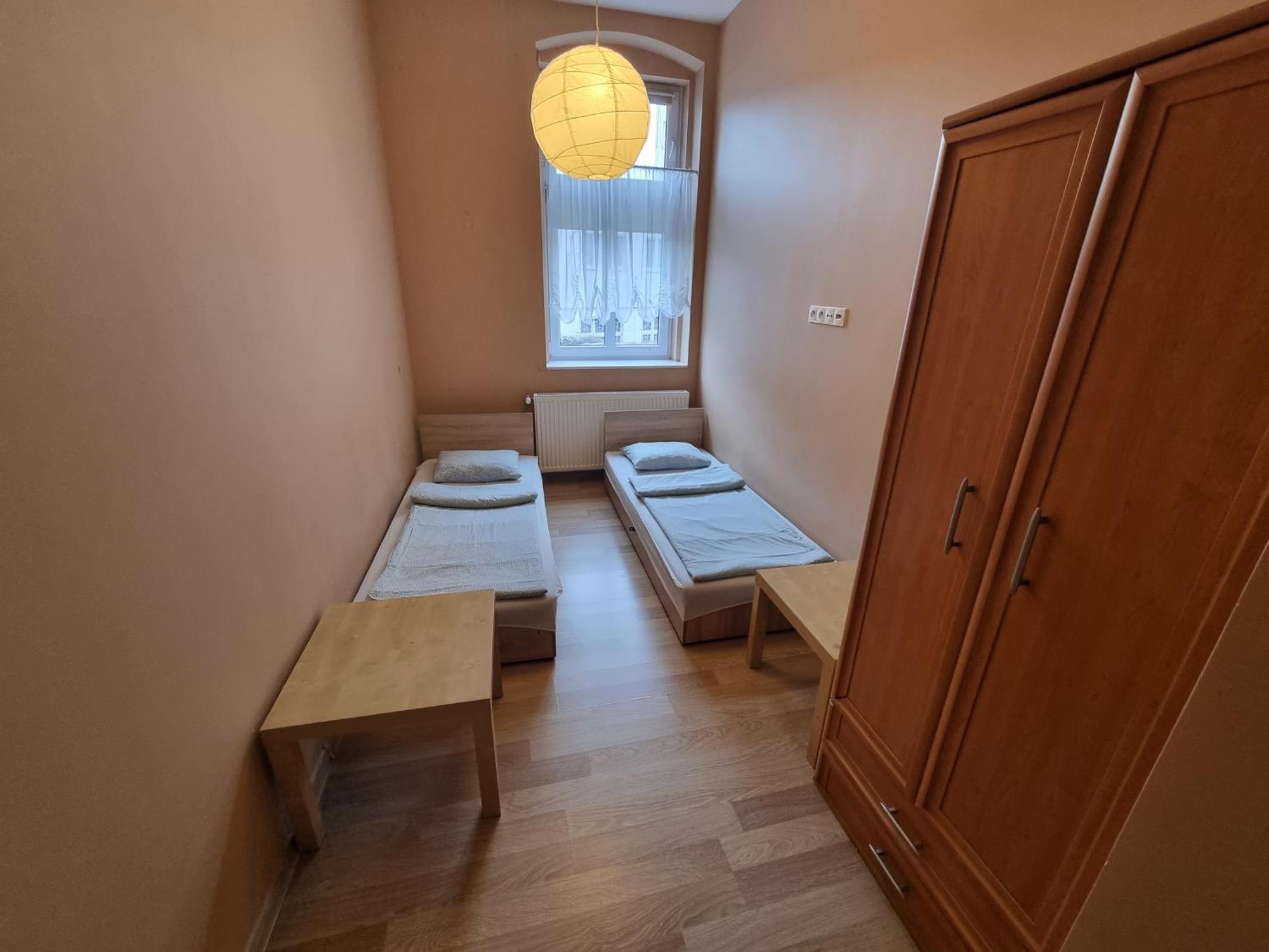 Tanie Spanie Przy Targach Poznanskich - Zameldowanie Bezobslugowe- Extérieur photo